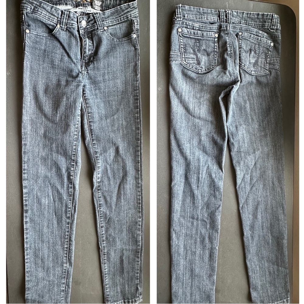YMI Women's Skinny Jeans in Charcoal